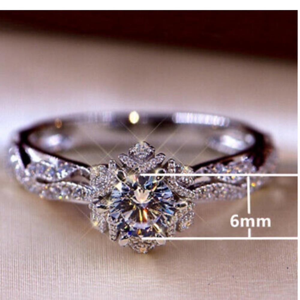 NEW 925 Sterling Silver Wedding Ring - Picture 5 of 9